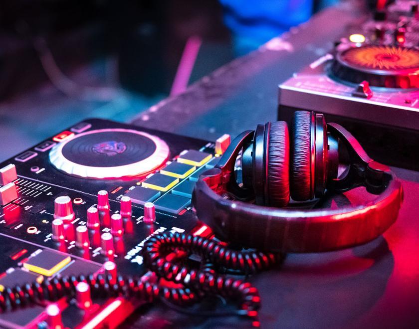 DJ decks
