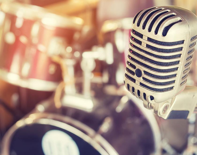 microphone and drum kit
